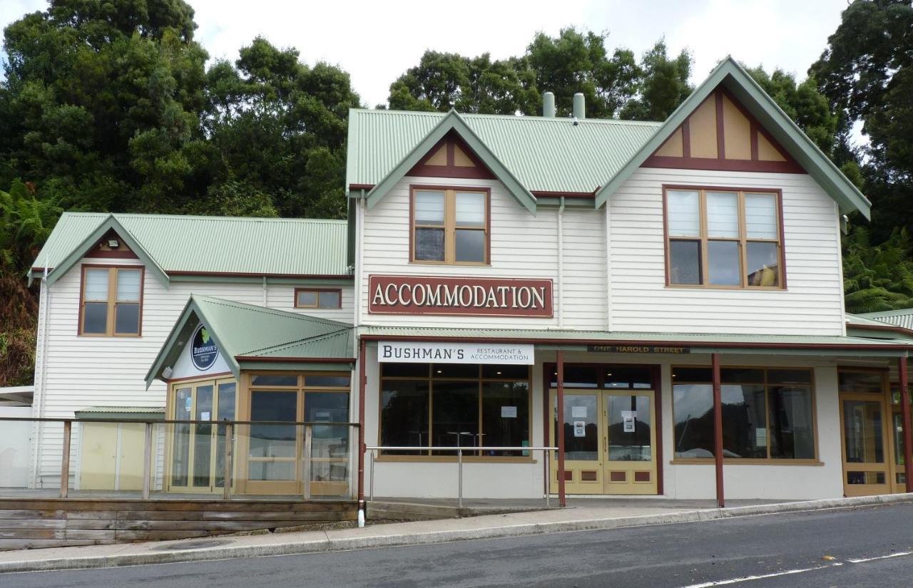 Bushman'S At Strahanアパートホテル エクステリア 写真
