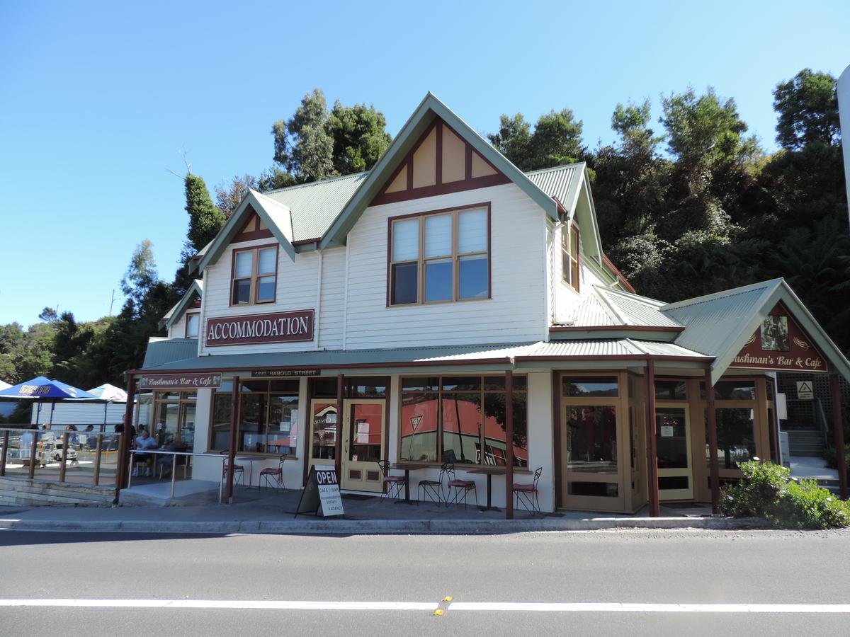 Bushman'S At Strahanアパートホテル エクステリア 写真